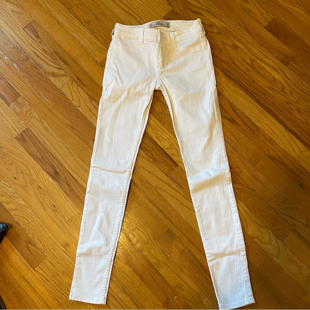 Hollister White High-Rise Skinny Jeans